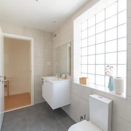 דירה Monsanto Hill House - No. 565 R/c D *